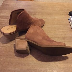 Lucky Brand Block Heel Open Toe Clogs Size 9.5 W